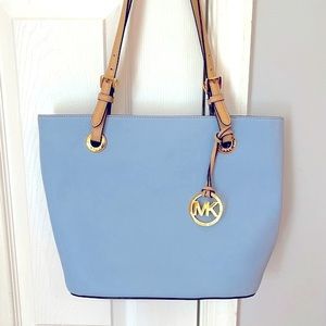 Michael Kors Jet Set MD Light Blue Shoulder Tote
